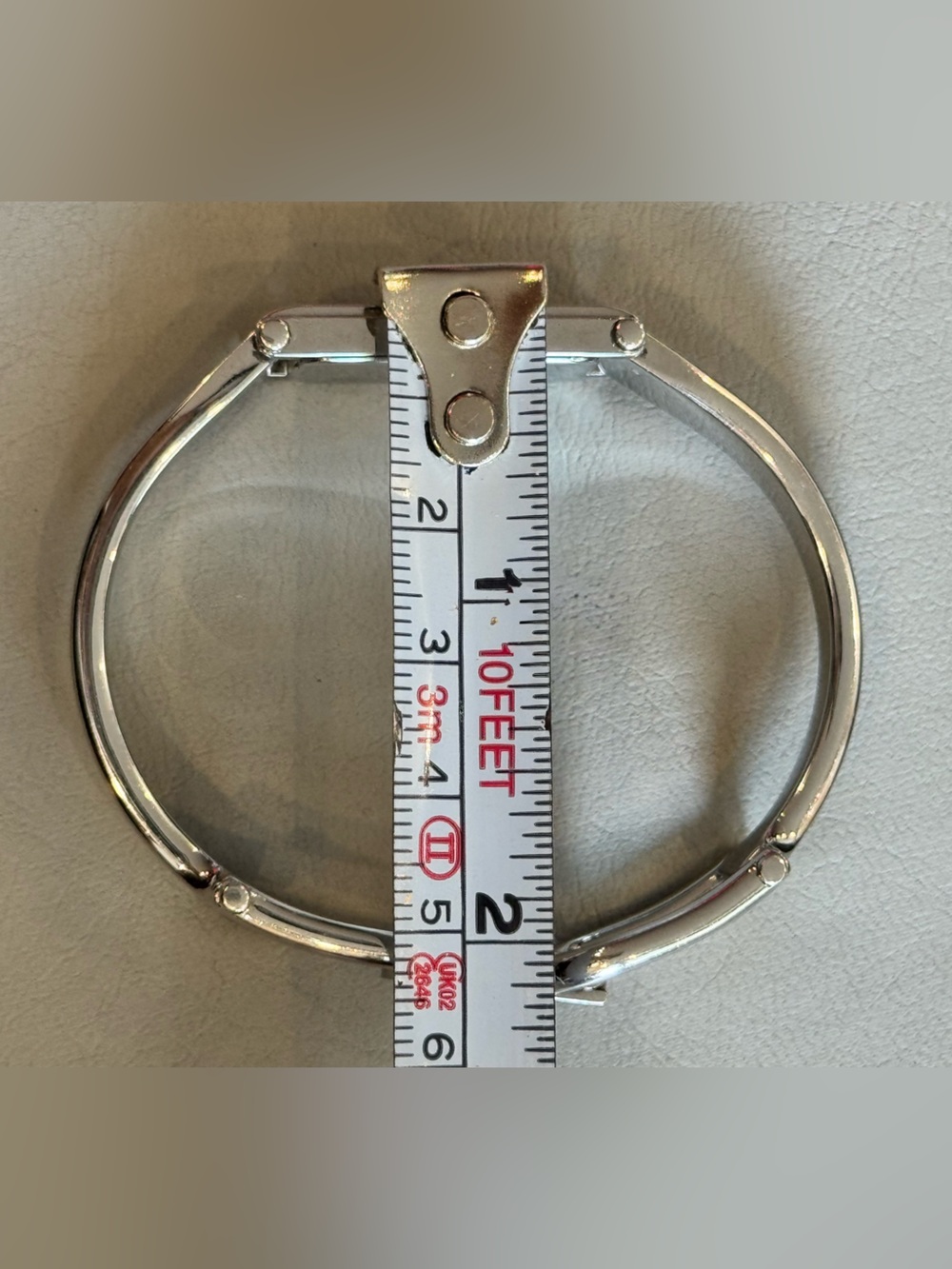 GUCCI Vintage Stainless Steel Bangle Watch - Picture 6 of 17